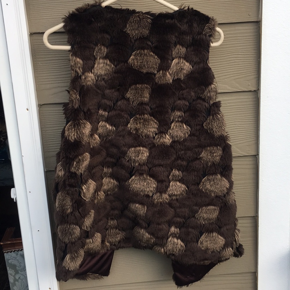 EUC Tourance faux fur vest